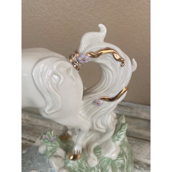 Lenox Leap of the Unicorn Figurine 2005 Fine Ivory China Fantasy Statue - Picture 14 of 16